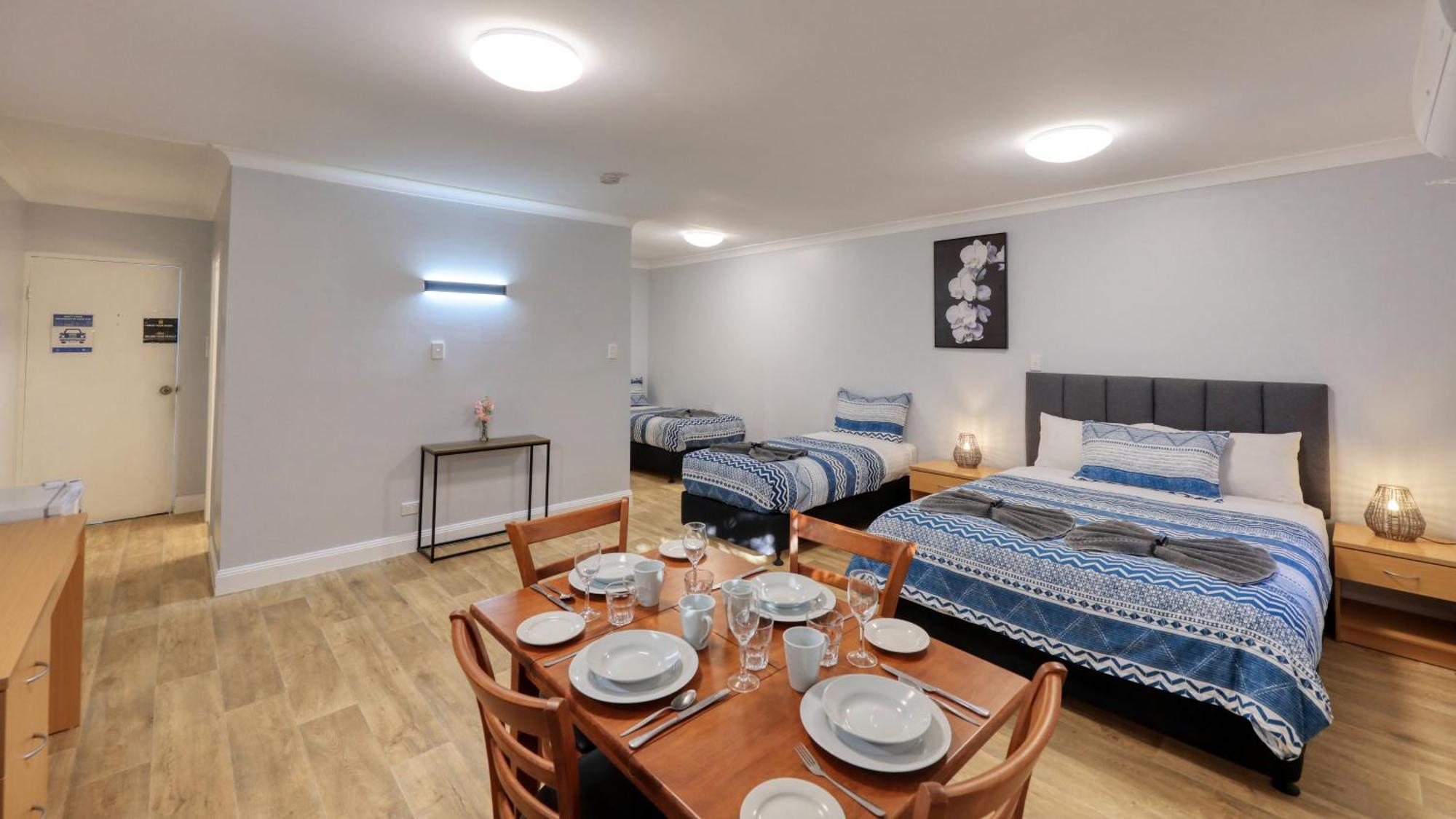 The Major Mitchell Motel Bourke Bagian luar foto