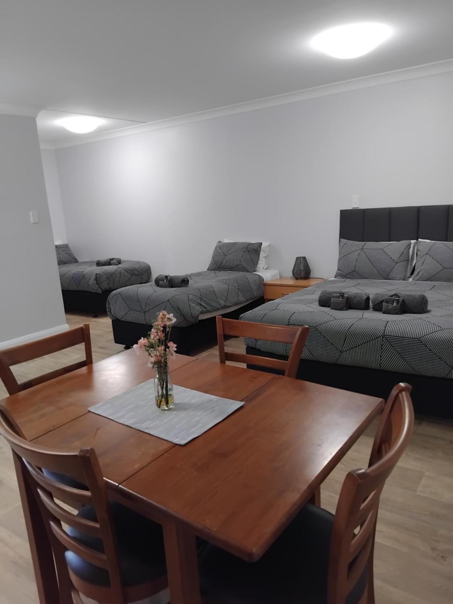 The Major Mitchell Motel Bourke Bagian luar foto