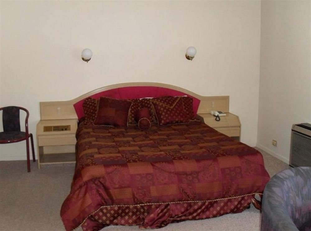 The Major Mitchell Motel Bourke Bagian luar foto