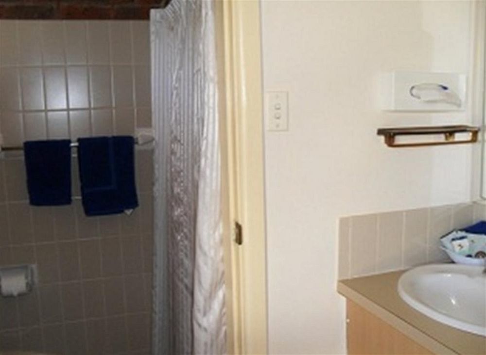The Major Mitchell Motel Bourke Bagian luar foto